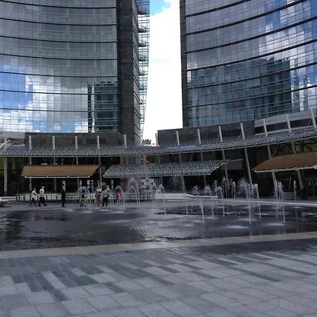 Apartment Kibilu - Via Confalonieri - Stazione Garibaldi - Zona Isola Milan