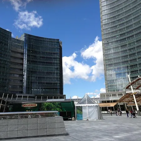 Kibilu - Via Confalonieri - Stazione Garibaldi - Zona Isola Apartment Milan
