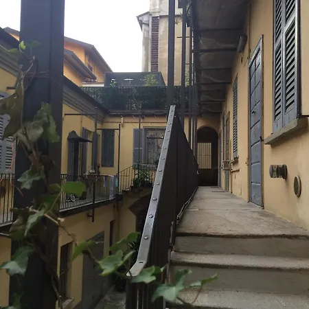 Apartamento Kibilu - Isola Garibaldi Business Studio Wifi Milán